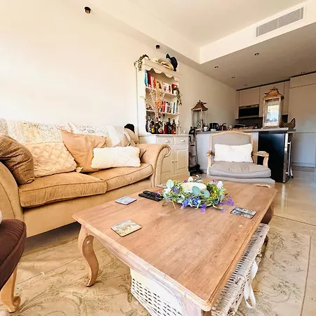 Les Floralies - Apartment *